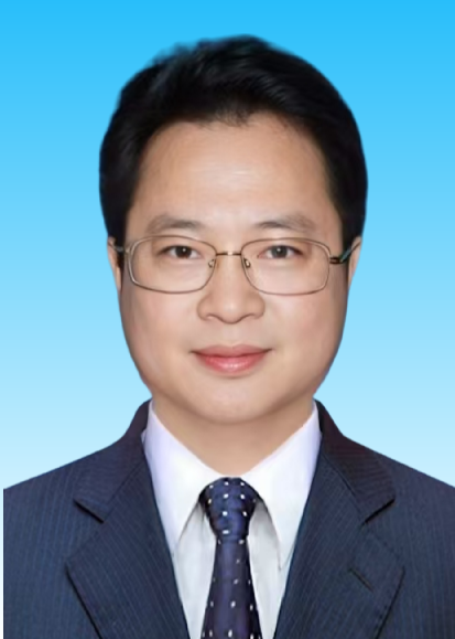 唐   平